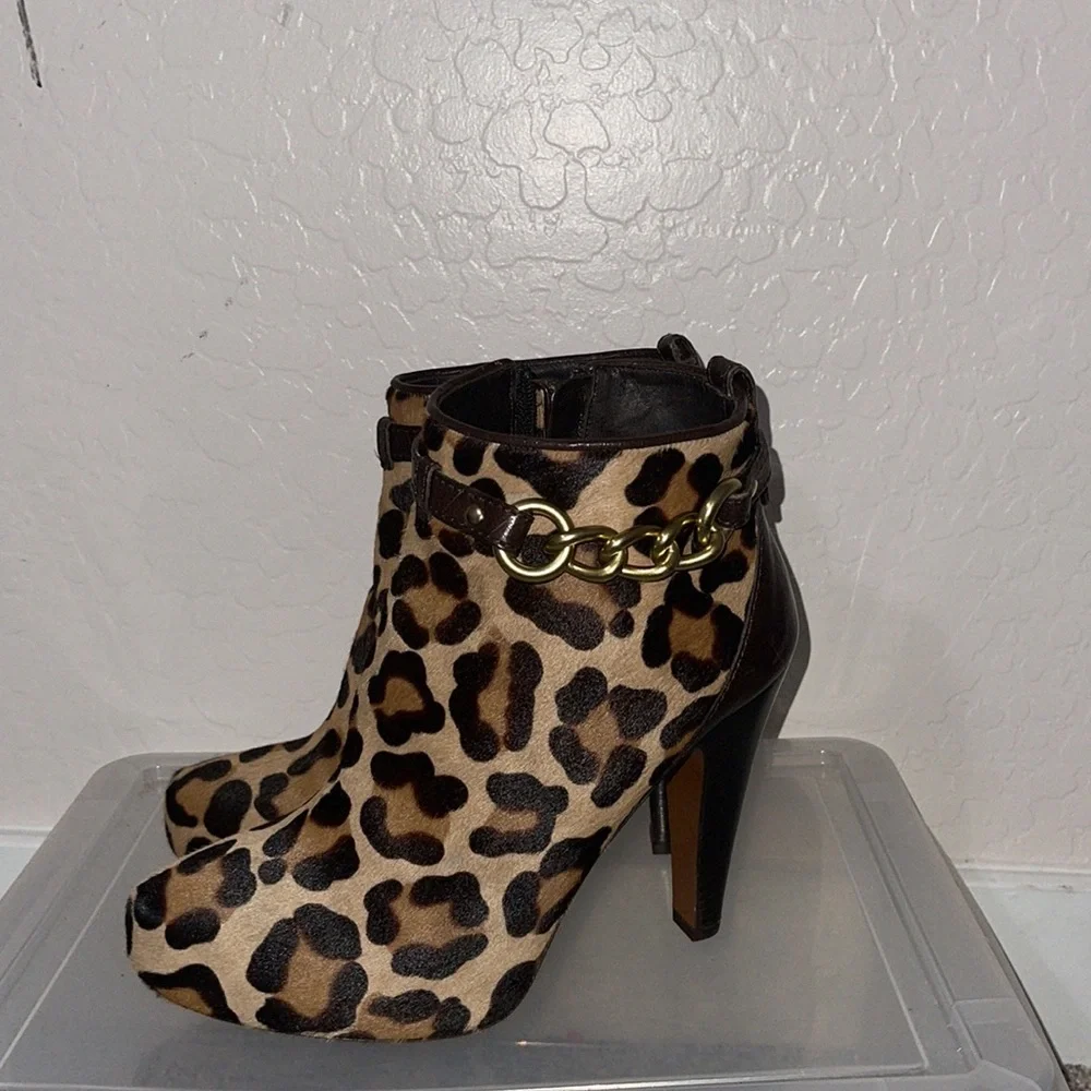 Coach cheetah print made in Italy booties . Side zipper - Picture 3 of 4